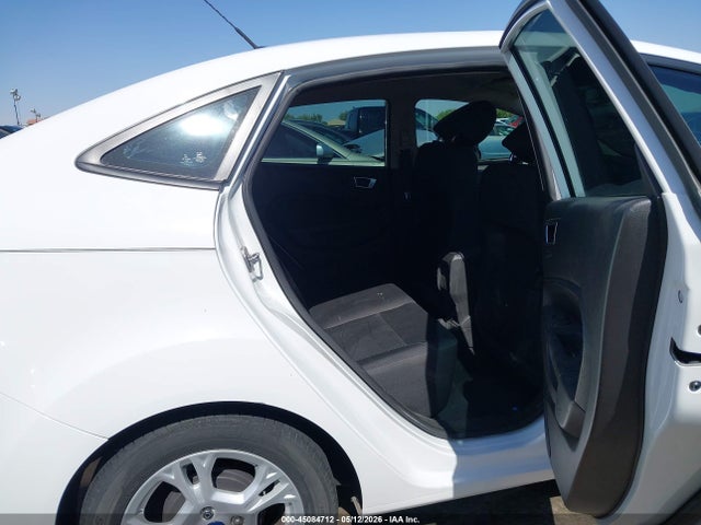 2015 Ford Fiesta Se მანქანა იყიდება აუქციონზე, vin: 3FADP4BJ5FM162003, აუქციონის ნომერი: 45084712