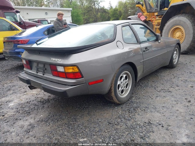 45084733 :رقم المزاد ، WP0AA0941GN457940 vin ، 1986 Porsche 944 مزاد بيع