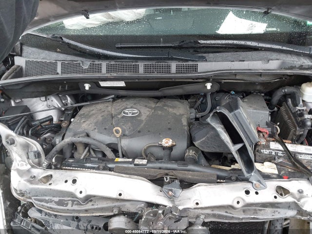Toyota Sienna Le 8 Passenger 2018 5TDKZ3DC8JS961836 Image 10
