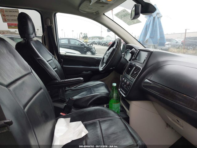 45084782 :رقم المزاد ، 2C4RDGBG5KR642074 vin ، 2019 Dodge Grand Caravan Se مزاد بيع