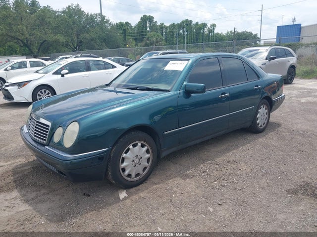 45084797 :رقم المزاد ، WDBJF65F0WA510370 vin ، 1998 Mercedes-benz E 320 مزاد بيع