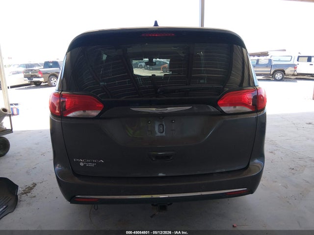 2017 Chrysler Pacifica Touring-l მანქანა იყიდება აუქციონზე, vin: 2C4RC1BG9HR676317, აუქციონის ნომერი: 45084801