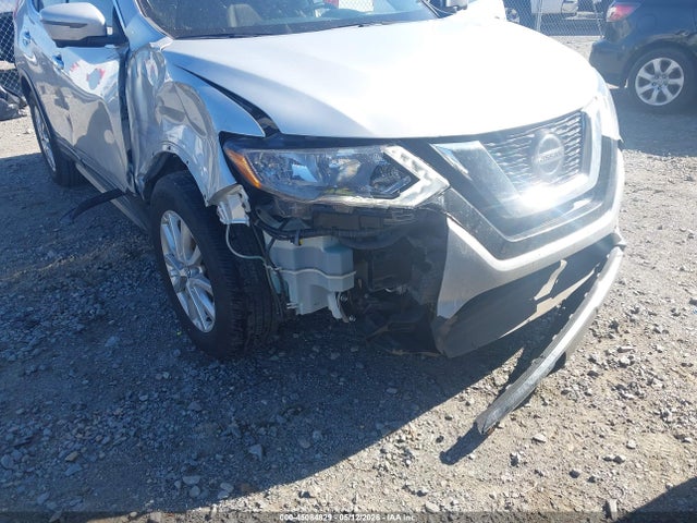 Aukcja sprzedaży 2018 Nissan Rogue Sv, vin: KNMAT2MTXJP586050, numer aukcji: 45084829