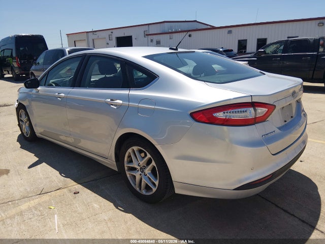 45084840 :رقم المزاد ، 3FA6P0H71GR114421 vin ، 2016 Ford Fusion Se مزاد بيع