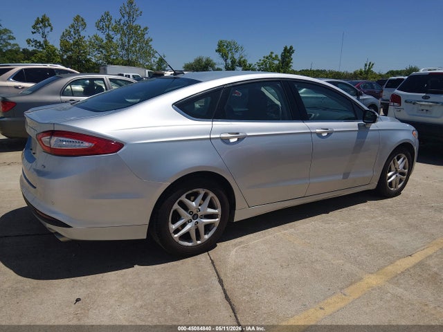 45084840 :رقم المزاد ، 3FA6P0H71GR114421 vin ، 2016 Ford Fusion Se مزاد بيع