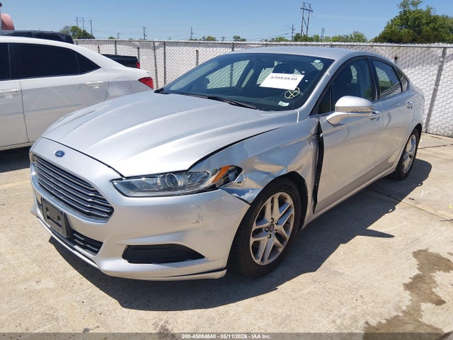 45084840 :رقم المزاد ، 3FA6P0H71GR114421 vin ، 2016 Ford Fusion Se مزاد بيع