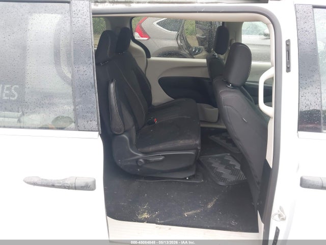 45084848 :رقم المزاد ، 2C4RC1AG8LR229973 vin ، 2020 Chrysler Voyager L مزاد بيع