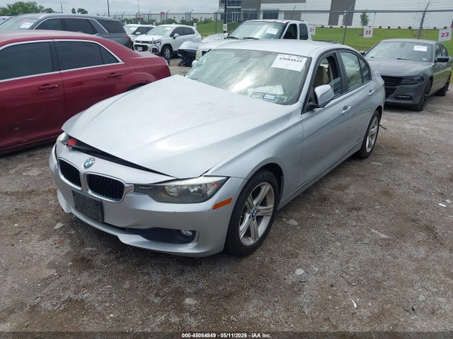 2014 Bmw 320i მანქანა იყიდება აუქციონზე, vin: WBA3B1C53EP678614, აუქციონის ნომერი: 45084849