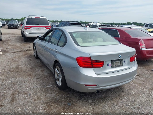 2014 Bmw 320i მანქანა იყიდება აუქციონზე, vin: WBA3B1C53EP678614, აუქციონის ნომერი: 45084849