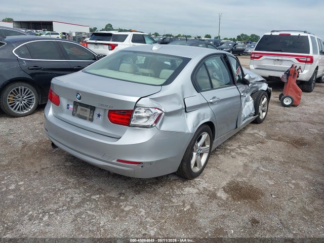 2014 Bmw 320i მანქანა იყიდება აუქციონზე, vin: WBA3B1C53EP678614, აუქციონის ნომერი: 45084849