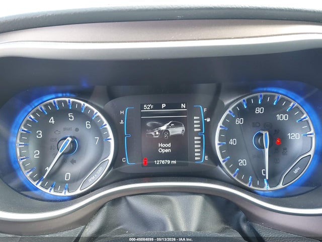2017 Chrysler Pacifica Touring-l მანქანა იყიდება აუქციონზე, vin: 2C4RC1BG5HR676220, აუქციონის ნომერი: 45084899
