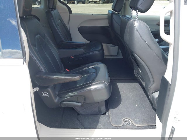 2017 Chrysler Pacifica Touring-l მანქანა იყიდება აუქციონზე, vin: 2C4RC1BG5HR676220, აუქციონის ნომერი: 45084899