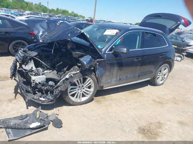 45084933 :رقم المزاد ، WA1BNAFYXJ2134804 vin ، 2018 Audi Q5 2.0t Premium/2.0t Tech Premium مزاد بيع