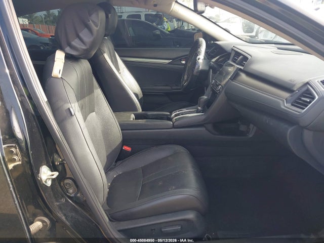 45084950 :رقم المزاد ، 2HGFC1F94GH647084 vin ، 2016 Honda Civic Touring مزاد بيع