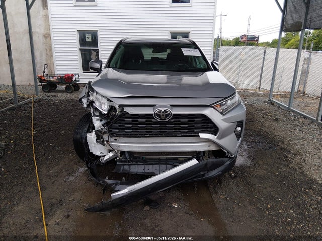 45084961 :رقم المزاد ، 2T3P1RFV3KW072439 vin ، 2019 Toyota Rav4 Xle مزاد بيع