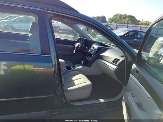 45085027 :رقم المزاد ، 4S4BRCAC1C3228662 vin ، 2012 Subaru Outback 2.5i مزاد بيع