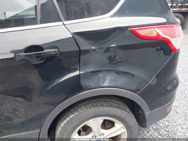 45085032 :رقم المزاد ، 1FMCU9GX7GUC49242 vin ، 2016 Ford Escape Se مزاد بيع