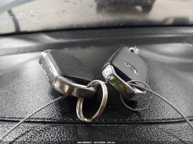 2020 Kia Forte Lxs მანქანა იყიდება აუქციონზე, vin: 3KPF24AD0LE184090, აუქციონის ნომერი: 45085047