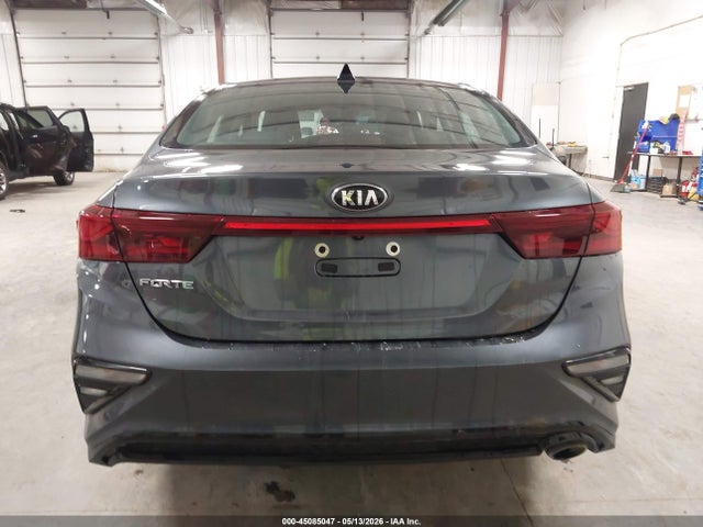 2020 Kia Forte Lxs მანქანა იყიდება აუქციონზე, vin: 3KPF24AD0LE184090, აუქციონის ნომერი: 45085047