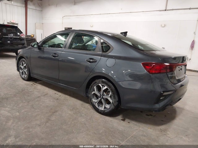 2020 Kia Forte Lxs მანქანა იყიდება აუქციონზე, vin: 3KPF24AD0LE184090, აუქციონის ნომერი: 45085047