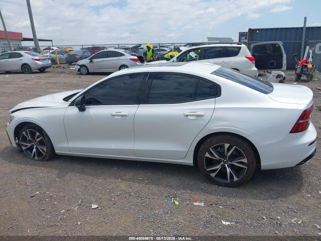 Продаж на аукціоні авто 2024 Volvo S60 B5 Core Dark Theme, vin: 7JRL12FK6RG321691, номер лоту: 45085075
