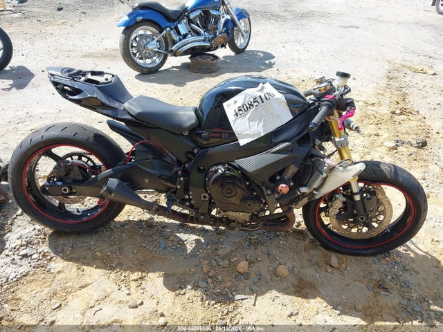 JS1GR7MA1G2100049 Suzuki GSX-R750