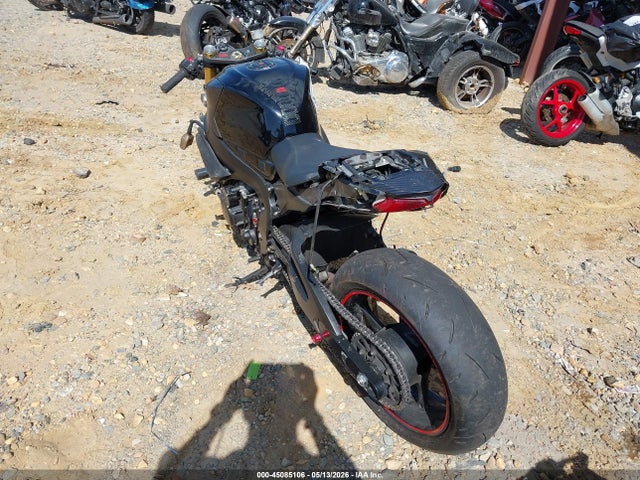 JS1GR7MA1G2100049 Suzuki GSX-R750