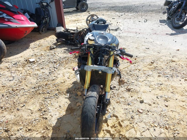 JS1GR7MA1G2100049 Suzuki GSX-R750