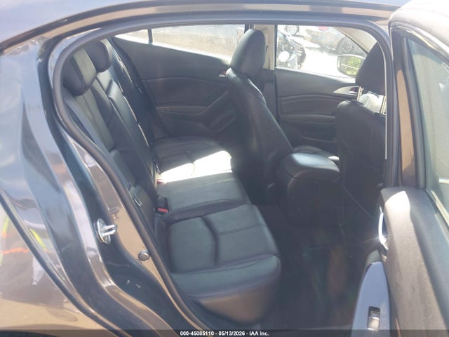 Продажа на аукционе авто 2017 Mazda Mazda3 Touring, vin: 3MZBN1V77HM112824, номер лота: 45085110