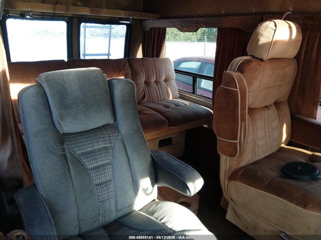 45085141 :رقم المزاد ، 2B6HB23T5FK270660 vin ، 1985 Dodge Ram Van B250 مزاد بيع