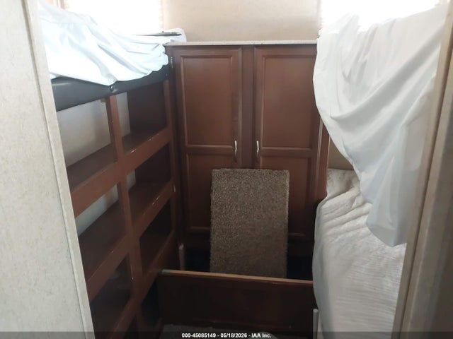 Продажа на аукционе авто 2016 Coachmen Fre292bhds, vin: 5ZT2FEUB7GA019504, номер лота: 45085149