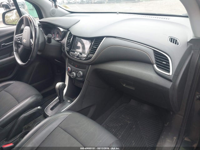 45085151 :رقم المزاد ، 3GNCJPSB3JL257747 vin ، 2018 Chevrolet Trax Lt مزاد بيع