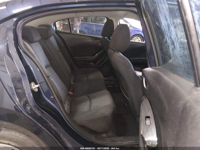 3MZBN1U75JM174133 Mazda Mazda3 Sport