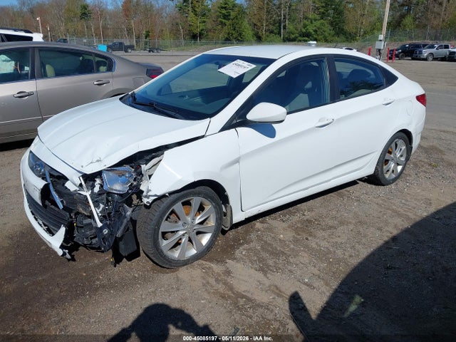 Hyundai Accent Value Edition 2017 KMHCT4AE5HU271433 Image 2