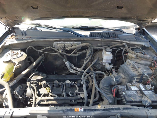 45085202 :رقم المزاد ، 1FMCU0D78AKC07696 vin ، 2010 Ford Escape Xlt مزاد بيع
