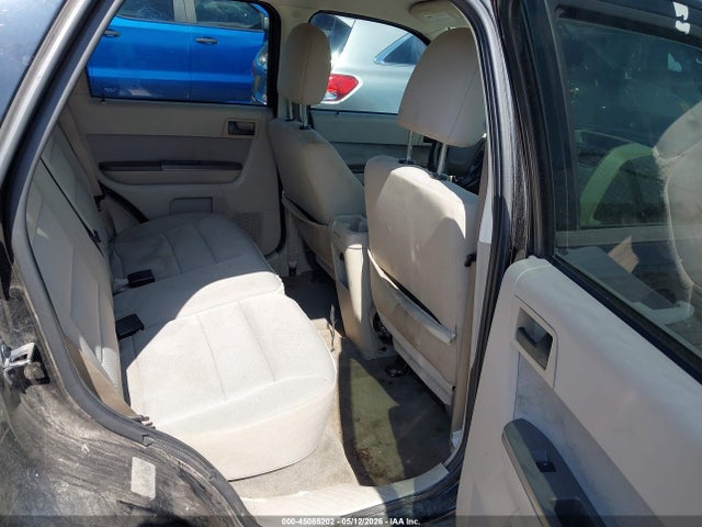45085202 :رقم المزاد ، 1FMCU0D78AKC07696 vin ، 2010 Ford Escape Xlt مزاد بيع