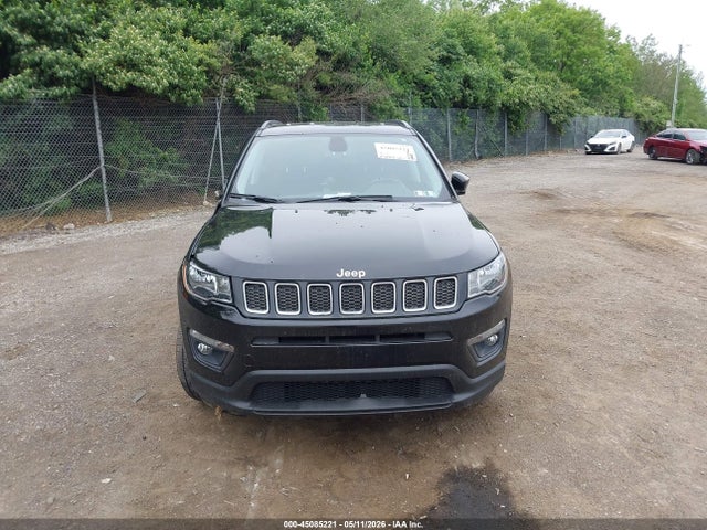 3C4NJDBB9MT557314 Jeep Compass Latitude 4x4