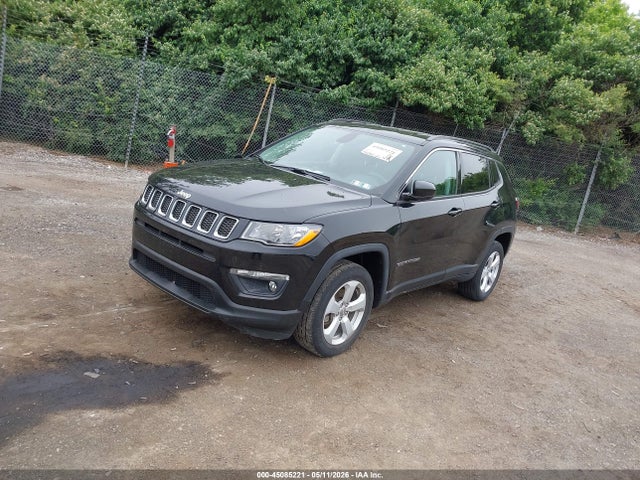 3C4NJDBB9MT557314 Jeep Compass Latitude 4x4
