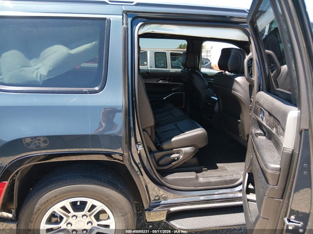 Продажа на аукционе авто 2023 Jeep Wagoneer Series I 4x4, vin: 1C4SJVAP2PS574340, номер лота: 45085231