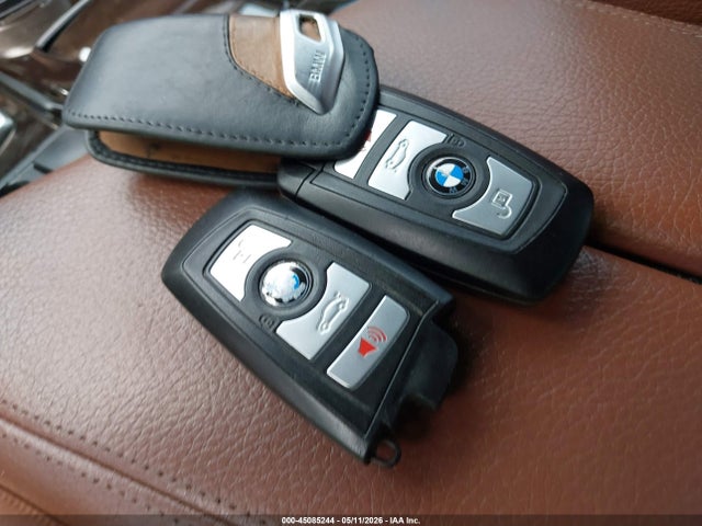 2013 Bmw 535i მანქანა იყიდება აუქციონზე, vin: WBAFR7C54DC818042, აუქციონის ნომერი: 45085244