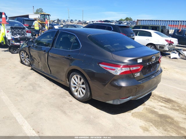 Продаж на аукціоні авто 2018 Toyota Camry Le, vin: JTNB11HK8J3042347, номер лоту: 45085254