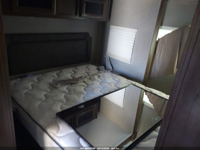 Forest River Other 2019 4X4TFLH28K1887213 Image 5