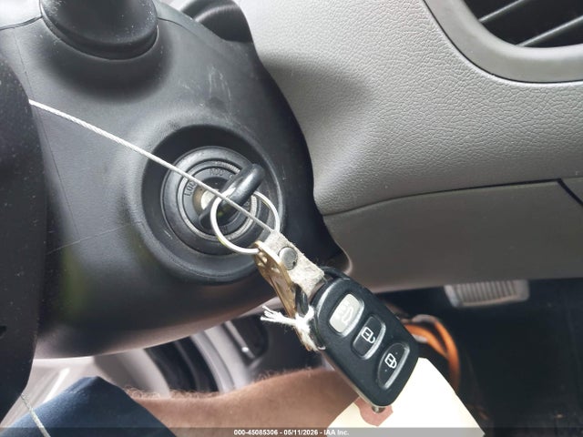 Продаж на аукціоні авто 2013 Hyundai Elantra Limited, vin: KMHDH4AE1DU863900, номер лоту: 45085306