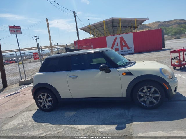 45085314 :رقم المزاد ، WMWMF3C5XATZ66863 vin ، 2010 Mini Cooper مزاد بيع