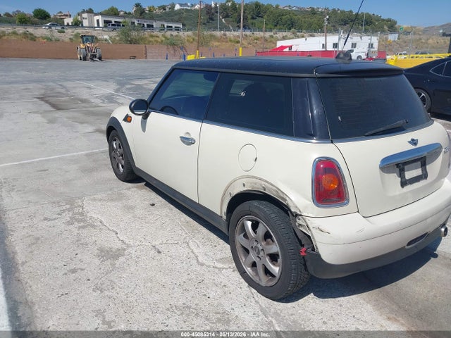 45085314 :رقم المزاد ، WMWMF3C5XATZ66863 vin ، 2010 Mini Cooper مزاد بيع