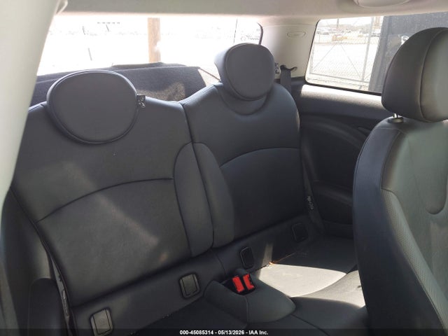 45085314 :رقم المزاد ، WMWMF3C5XATZ66863 vin ، 2010 Mini Cooper مزاد بيع
