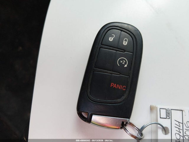 Продажа на аукционе авто 2015 Jeep Cherokee Limited, vin: 1C4PJMDS1FW609733, номер лота: 45085352