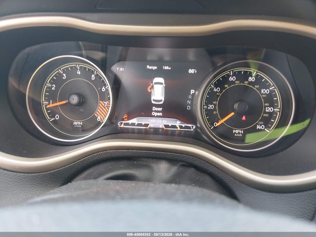 Продажа на аукционе авто 2015 Jeep Cherokee Limited, vin: 1C4PJMDS1FW609733, номер лота: 45085352