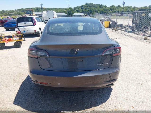 Tesla Model 3 Long Range/performance 2019 5YJ3E1EB0KF205367 Image 16