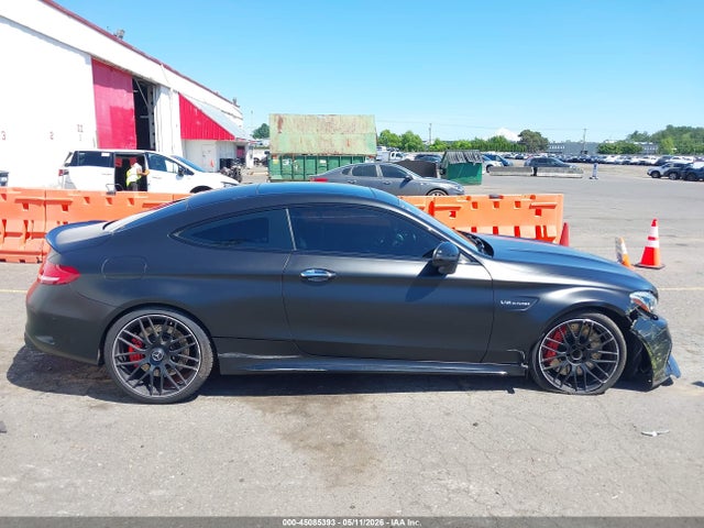 WDDWJ8HB8JF602032 Mercedes-Benz Amg C 63 S
